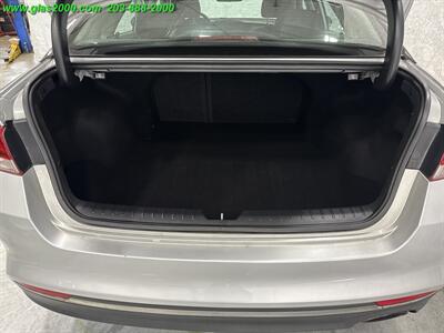 2017 Kia Optima LX - Photo 15 - Bethany, CT 06524