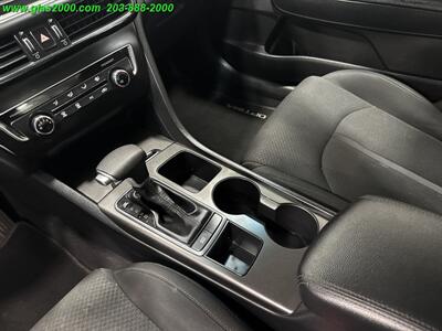 2017 Kia Optima LX - Photo 27 - Bethany, CT 06524