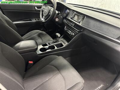 2017 Kia Optima LX - Photo 5 - Bethany, CT 06524