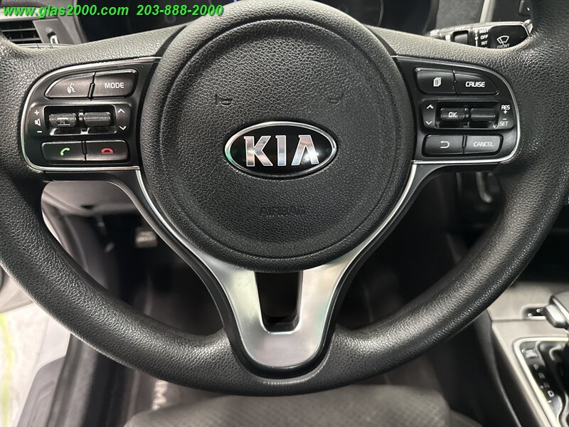 2017 Kia Optima LX - Photo 4 - Bethany, CT 06524