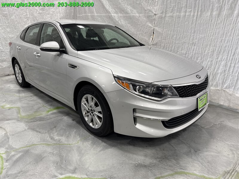 2017 Kia Optima LX - Photo 2 - Bethany, CT 06524