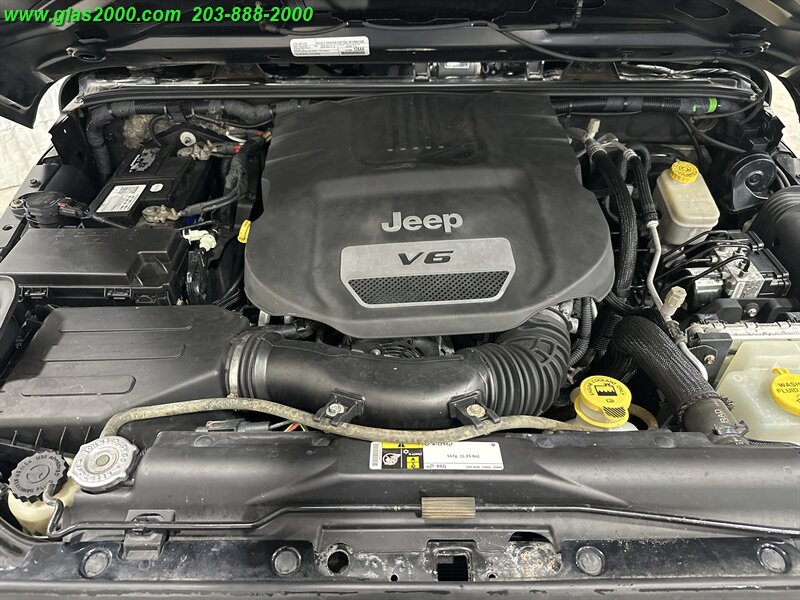 2015 Jeep Wrangler Unlimited Sport - Photo 12 - Bethany, CT 06524