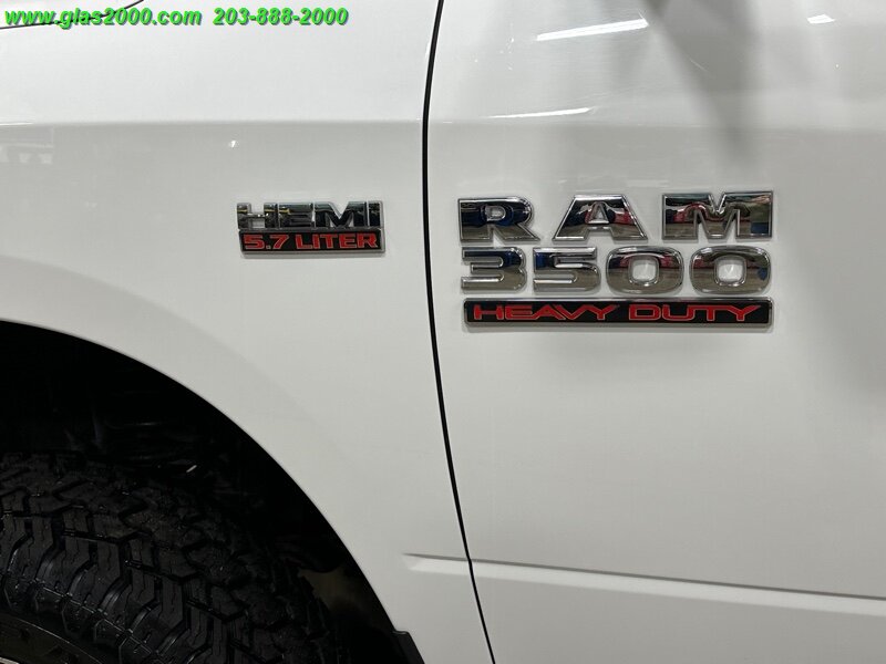 2015 RAM 3500 Tradesman photo