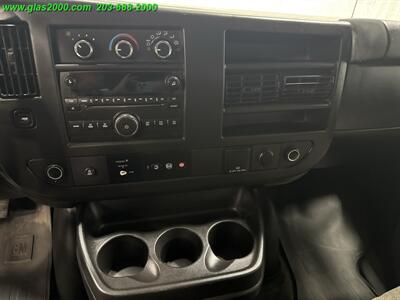 2017 Chevrolet Express LT Passenger   - Photo 31 - Bethany, CT 06524