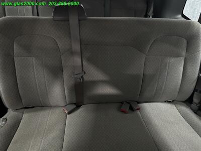 2017 Chevrolet Express LT Passenger   - Photo 24 - Bethany, CT 06524
