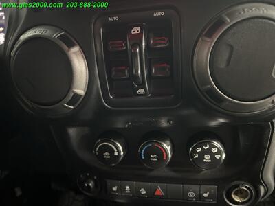 2016 Jeep Wrangler Unlimited Freedom Edition - Photo 14 - Bethany, CT 06524
