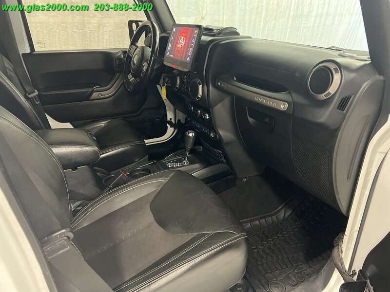 2016 Jeep Wrangler Unlimited Freedom Edition - Photo 5 - Bethany, CT 06524