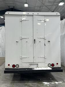 2014 Ford &laquo;model&raquo;   - Photo 8 - Bethany, CT 06524