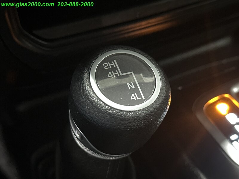 2018 Jeep Wrangler Unlimited Sport S - Photo 17 - Bethany, CT 06524