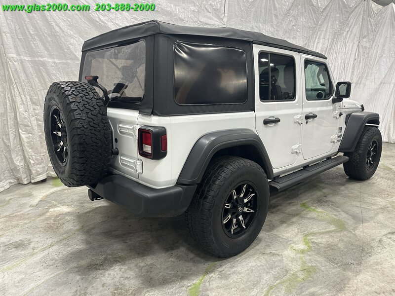 2018 Jeep Wrangler Unlimited Sport S - Photo 8 - Bethany, CT 06524