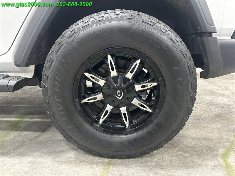 2018 Jeep Wrangler Unlimited Sport S - Photo 16 - Bethany, CT 06524