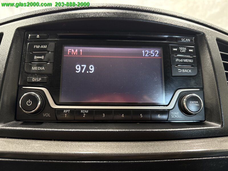 2015 Nissan Quest 3.5 SV - Photo 11 - Bethany, CT 06524