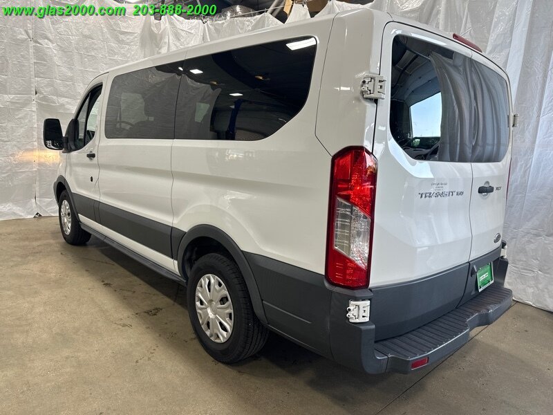 2015 Ford TRANSIT 150 XLT photo