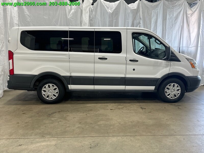 2015 Ford TRANSIT 150 XLT photo