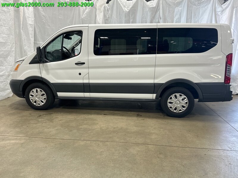 2015 Ford TRANSIT 150 XLT photo