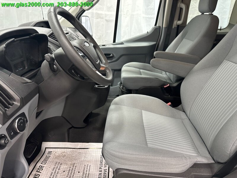 2015 Ford TRANSIT 150 XLT photo