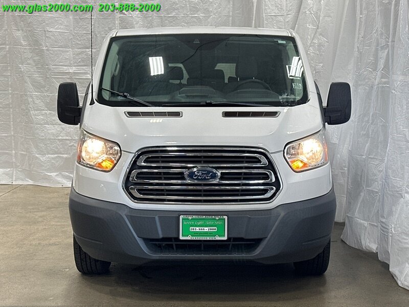 2015 Ford TRANSIT 150 XLT photo