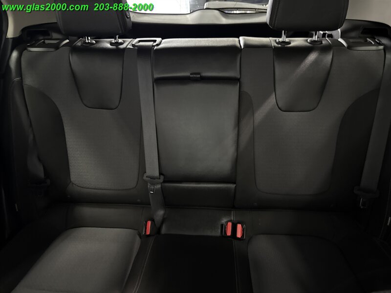 2021 Buick Encore Select - Photo 30 - Bethany, CT 06524