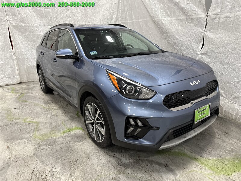 2022 Kia Niro Touring - Photo 2 - Bethany, CT 06524
