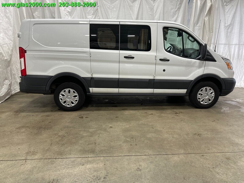 2016 Ford TRANSIT photo