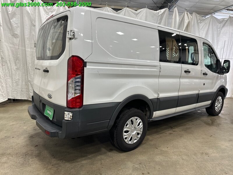 2016 Ford TRANSIT photo