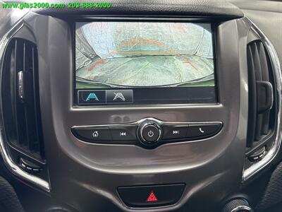 2018 Chevrolet Cruze LT - Photo 11 - Bethany, CT 06524