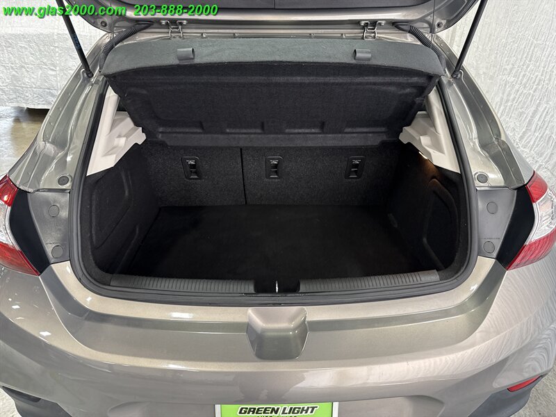 2018 Chevrolet Cruze LT - Photo 15 - Bethany, CT 06524