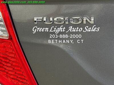 2010 Ford Fusion SEL   - Photo 16 - Bethany, CT 06524