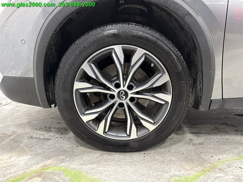 2017 INFINITI QX30 Premium - Photo 16 - Bethany, CT 06524