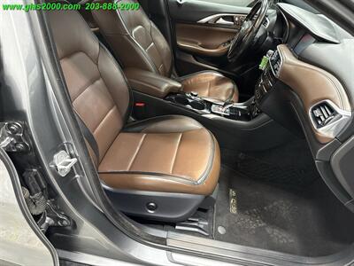 2017 INFINITI QX30 Premium - Photo 5 - Bethany, CT 06524