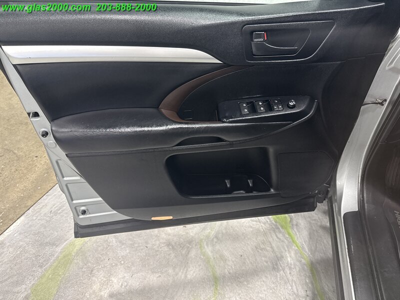 2019 Toyota Highlander LE - Photo 25 - Bethany, CT 06524