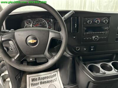 2014 Chevrolet Express LT 3500   - Photo 22 - Bethany, CT 06524