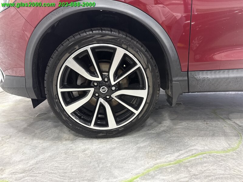 2019 Nissan Rogue SL - Photo 16 - Bethany, CT 06524