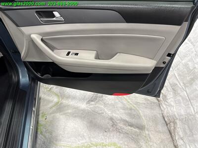 2016 Hyundai Sonata Hybrid SE   - Photo 26 - Bethany, CT 06524