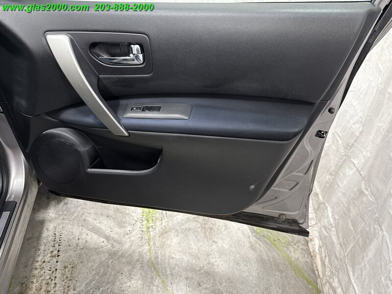 2010 Nissan Rogue S - Photo 26 - Bethany, CT 06524