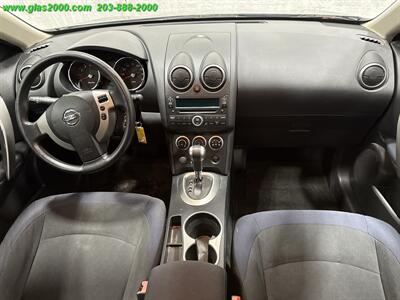2010 Nissan Rogue S - Photo 6 - Bethany, CT 06524