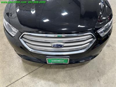 2017 Ford Taurus SEL   - Photo 18 - Bethany, CT 06524
