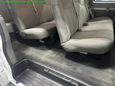 2015 Chevrolet Express LS Passenger - Photo 9 - Bethany, CT 06524