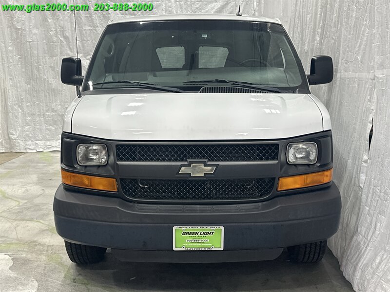 2015 Chevrolet Express LS Passenger - Photo 19 - Bethany, CT 06524