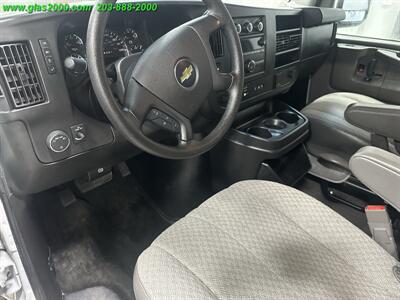 2015 Chevrolet Express LS Passenger - Photo 3 - Bethany, CT 06524