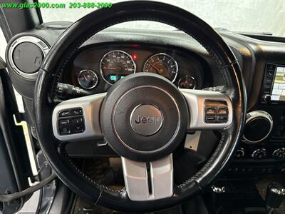 2017 Jeep Wrangler Unlimited Sahara   - Photo 4 - Bethany, CT 06524