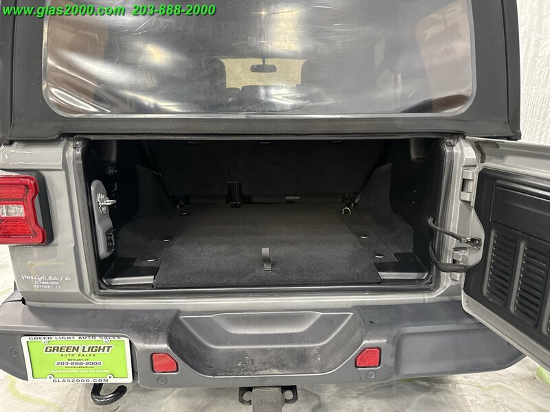 2018 Jeep Wrangler Unlimited Sport S - Photo 15 - Bethany, CT 06524