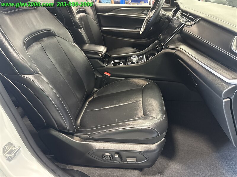 2021 Jeep Grand Cherokee Limited - Photo 5 - Bethany, CT 06524