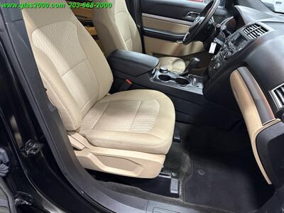 2017 Ford Explorer - Photo 5 - Bethany, CT 06524