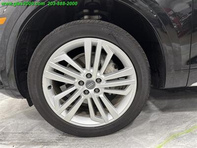 2018 Audi Q5 2.0T Premium Plus quattro - Photo 16 - Bethany, CT 06524