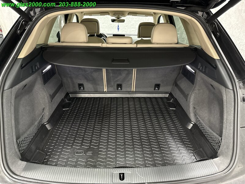 2018 Audi Q5 2.0T Premium Plus quattro - Photo 15 - Bethany, CT 06524