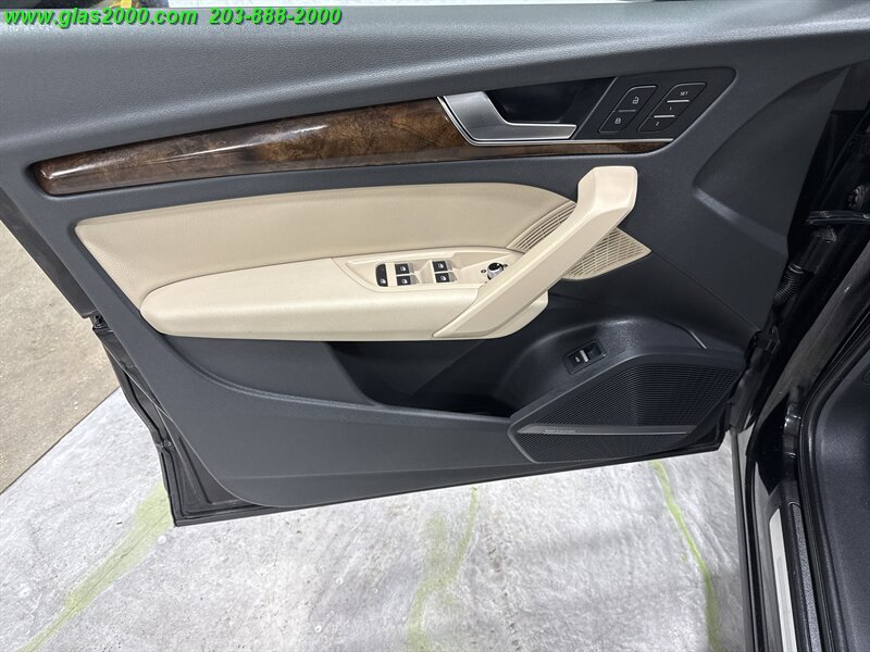 2018 Audi Q5 2.0T Premium Plus quattro - Photo 25 - Bethany, CT 06524