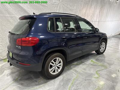 2015 Volkswagen Tiguan S 4Motion - Photo 8 - Bethany, CT 06524