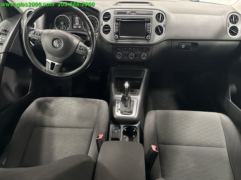2015 Volkswagen Tiguan S 4Motion - Photo 6 - Bethany, CT 06524