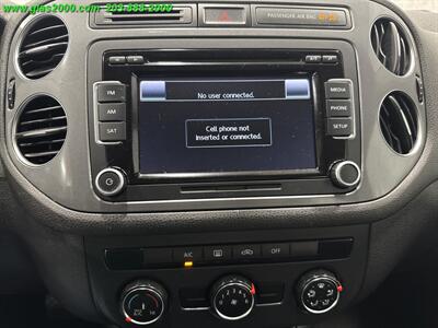 2015 Volkswagen Tiguan S 4Motion - Photo 23 - Bethany, CT 06524